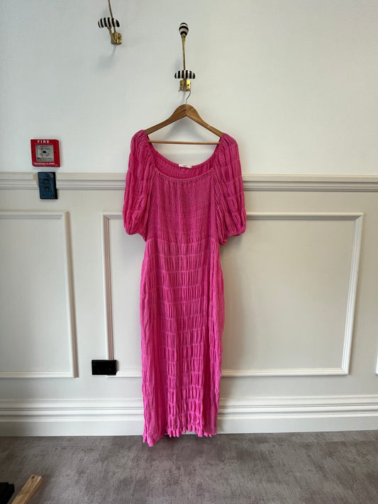 EX RENTAL - RUBY Mirella Square Dress